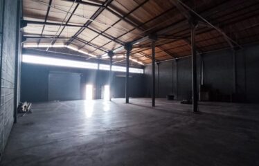 GALPÃO 300M² QS 603 SAMAMBAIA