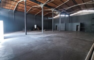 GALPÃO 300M² QS 603 SAMAMBAIA